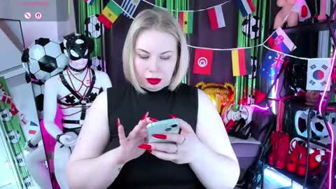 Anna online show from June 15, 2026, 1:52 am