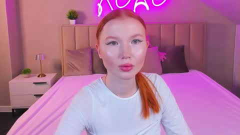 Snapshot of anna_patterson chatting on October 9, 2025, 10:35 am Anna online show from October 9, 2025, 10:35 am