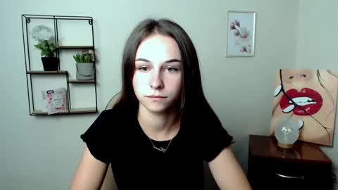 anna_sia online show from September 8, 2025, 2:16 pm