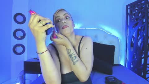 Snapshot of anna_stonne__ chatting on January 22, 2025, 2:48 am Anna online show from January 22, 2025, 2:48 am