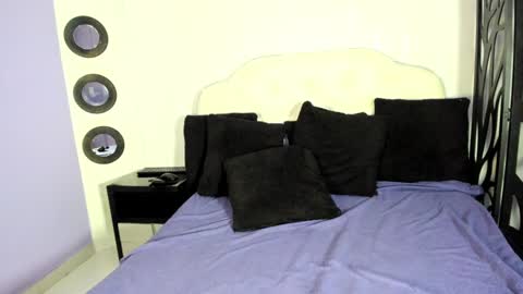 Snapshot of anna_stonne__ chatting on February 7, 2025, 2:40 am Anna online show from February 7, 2025, 2:40 am