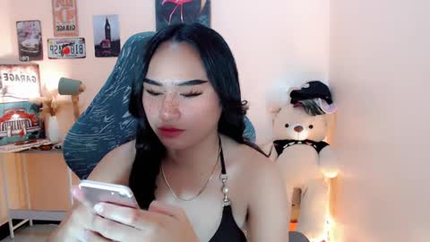 SWEET ANNA online show from March 11, 2025, 6:08 pm