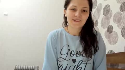 annaahcharm online show from January 27, 2025, 3:07 pm