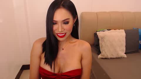 annabanana090690 online show from October 20, 2025, 11:54 am