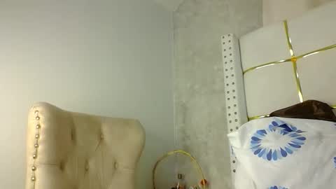 Snapshot of annabel038 chatting on September 29, 2025, 7:19 pm Annabel online show from September 29, 2025, 7:19 pm