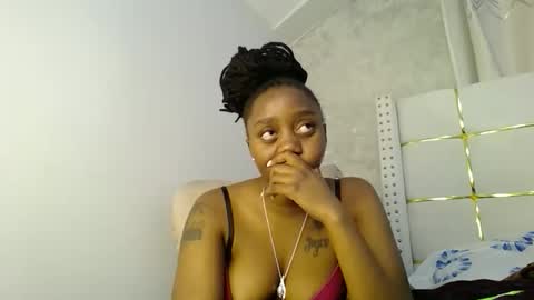 Snapshot of annabel038 chatting on October 10, 2025, 9:47 pm Annabel online show from October 10, 2025, 9:47 pm