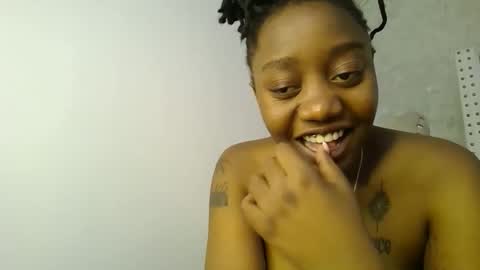 Snapshot of annabel038 chatting on October 15, 2025, 7:47 pm Annabel online show from October 15, 2025, 7:47 pm