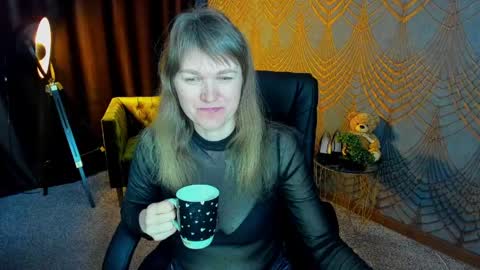 Snapshot of annabel_xxx chatting on April 5, 2026, 5:37 am Annabel online show from April 5, 2026, 5:37 am