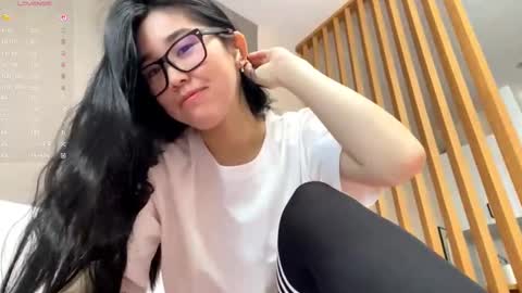 Aya  online show from November 22, 2025, 9:19 am