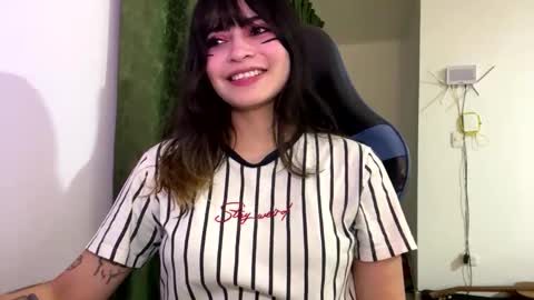 Anna online show from November 22, 2025, 4:44 am