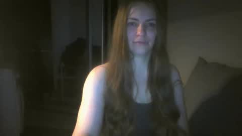 annadiamond1 online show from October 15, 2025, 10:43 pm