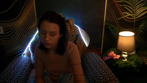 Anna online show from December 29, 2024, 5:44 pm