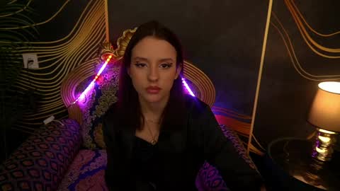 Anna online show from March 8, 2025, 10:24 pm