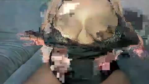 Snapshot of annaholly88 chatting on May 17, 2026, 11:28 am annaholly88 online show from May 17, 2026, 11:28 am