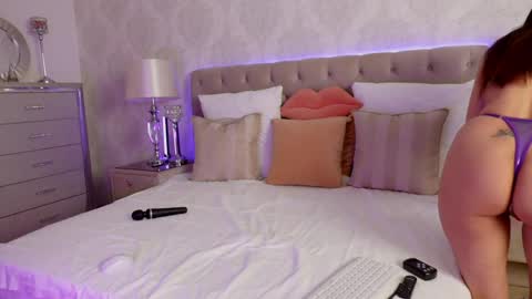 Snapshot of annakarinna chatting on May 27, 2026, 3:25 am AnnaKarinaX online show from May 27, 2026, 3:25 am