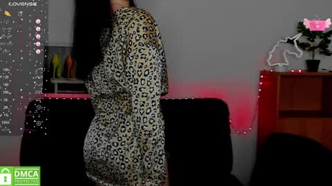 Snapshot of annakillian_kiss chatting on January 29, 2025, 6:43 am Anna online show from January 29, 2025, 6:43 am