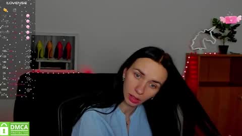 Snapshot of annakillian_kiss chatting on February 12, 2025, 12:55 pm Anna online show from February 12, 2025, 12:55 pm