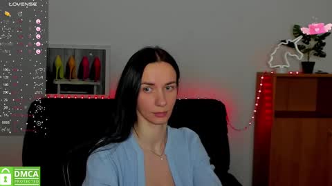 Snapshot of annakillian_kiss chatting on February 22, 2025, 12:40 pm Anna online show from February 22, 2025, 12:40 pm