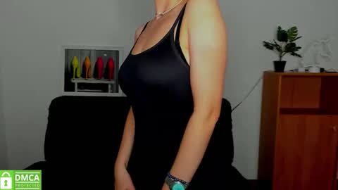 Snapshot of annakillian_kiss chatting on September 15, 2025, 5:29 am Anna online show from September 15, 2025, 5:29 am