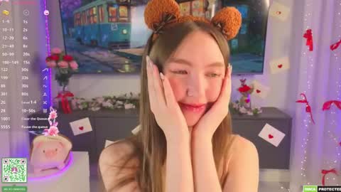 Holly Molly Im Polly online show from May 4, 2026, 7:43 pm