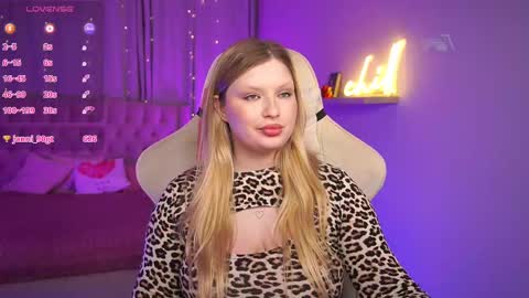 Misa online show from March 4, 2025, 12:12 pm