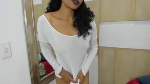 Anna online show from October 15, 2025, 9:04 pm