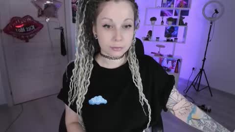 Snapshot of annanebula chatting on October 22, 2025, 3:56 pm Anna online show from October 22, 2025, 3:56 pm