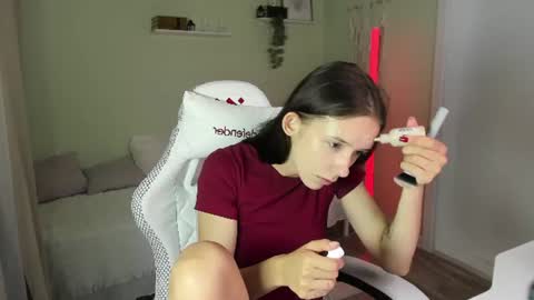 Snapshot of annaoddy chatting on July 10, 2026, 1:43 am Anna online show from July 10, 2026, 1:43 am