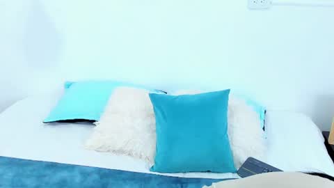 Anna Rosse online show from June 25, 2026, 12:09 pm