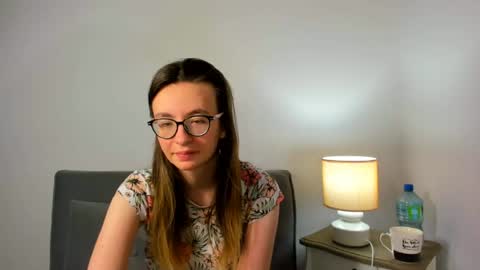 Anna online show from June 26, 2026, 4:11 pm