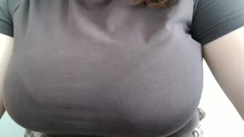 Bella online show from June 15, 2026, 10:06 am