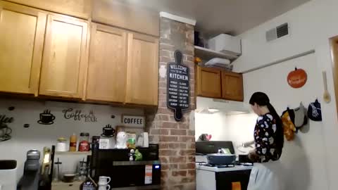 Snapshot of anne12369 chatting on September 25, 2025, 11:52 pm anne online show from September 25, 2025, 11:52 pm