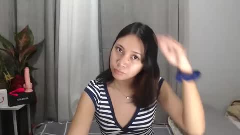 anne_chanelx online show from February 18, 2026, 5:09 pm