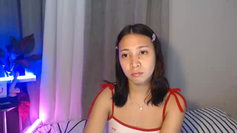 anne_chanelx online show from March 12, 2026, 4:35 pm