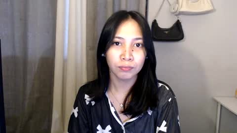anne_chanelx online show from June 22, 2026, 3:58 am