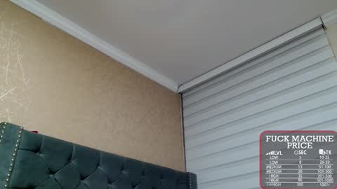 Snapshot of anne_julienne chatting on October 29, 2025, 1:19 am       online show from October 29, 2025, 1:19 am