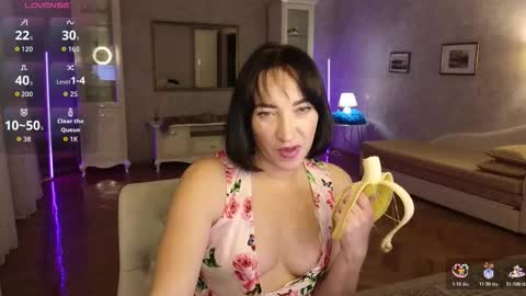 anne_karma online show from November 7, 2025, 7:14 pm