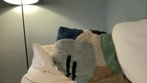 Snapshot of anned1991 chatting on September 19, 2025, 2:18 pm anned1991 online show from September 19, 2025, 2:18 pm