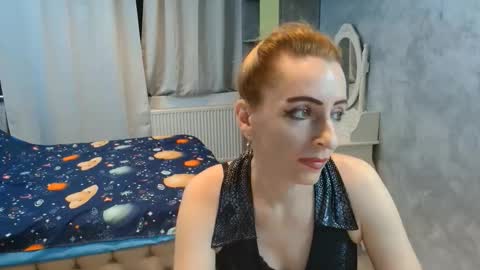 annedevrim online show from November 5, 2025, 7:41 am