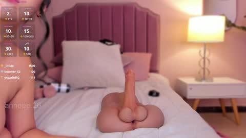 Snapshot of anneee_ chatting on February 3, 2025, 6:17 pm Anne online show from February 3, 2025, 6:17 pm