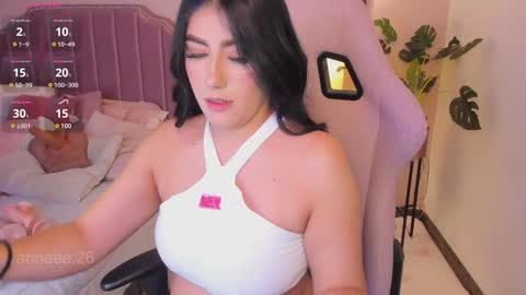 Snapshot of anneee_ chatting on February 13, 2025, 1:59 pm Anne online show from February 13, 2025, 1:59 pm