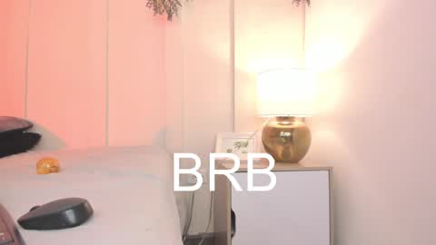 Snapshot of anneee_ chatting on March 6, 2025, 3:24 pm Anne online show from March 6, 2025, 3:24 pm