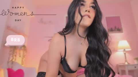 Snapshot of anneee_ chatting on March 8, 2025, 3:35 pm Anne online show from March 8, 2025, 3:35 pm