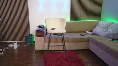 Annemanifique  Anne   Lara Kelly  online show from June 8, 2026, 1:28 am