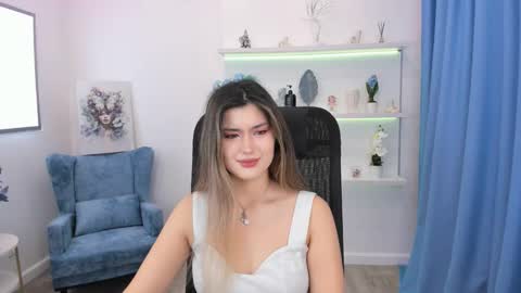 annetli online show from September 30, 2025, 3:22 am