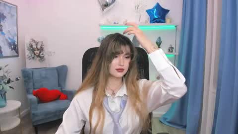 annetli online show from April 22, 2026, 7:26 pm