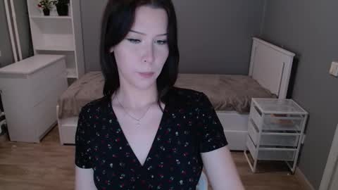 AnnFlowerLa online show from September 9, 2025, 7:46 pm