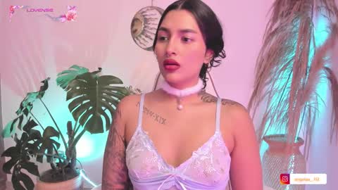 Snapshot of anngel_1 chatting on September 20, 2025, 4:19 pm Angel online show from September 20, 2025, 4:19 pm