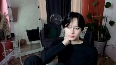 Anni online show from March 21, 2026, 8:41 am