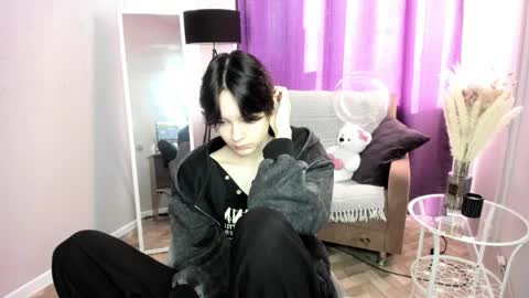 Anni online show from March 24, 2026, 4:28 am